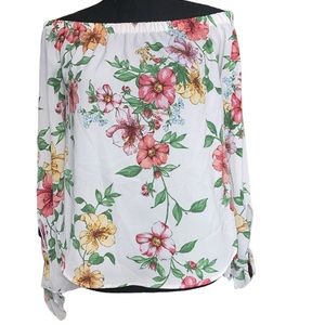 One Clothing floral off the shoulder blouse size small